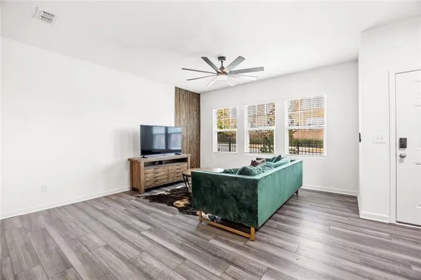 $2,350 | 2684 Toucan Way, Atlanta, GA 30331