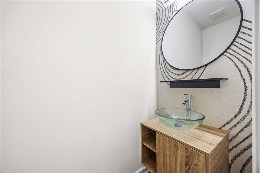 2684 Toucan Way Atlanta, GA 30331 - Photo 9 of 17