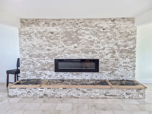 $425,000 | 253 County Road 840, Angleton, TX 77515
