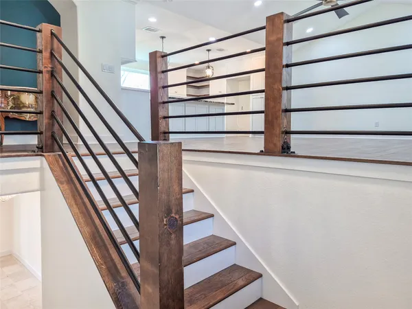 $425,000 | 253 County Road 840, Angleton, TX 77515