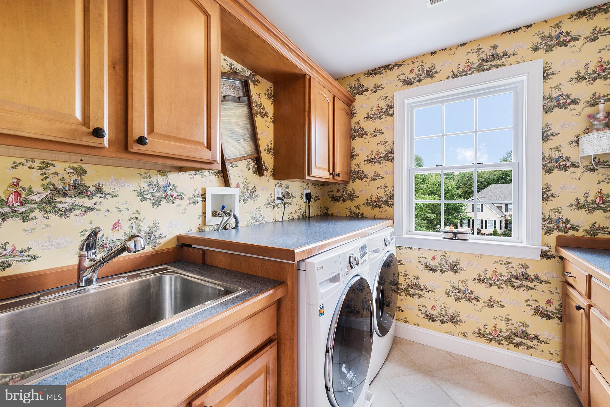 6 Rigby Court Garnet Valley, PA 19060 - Photo 35 of 62 Laundry Center