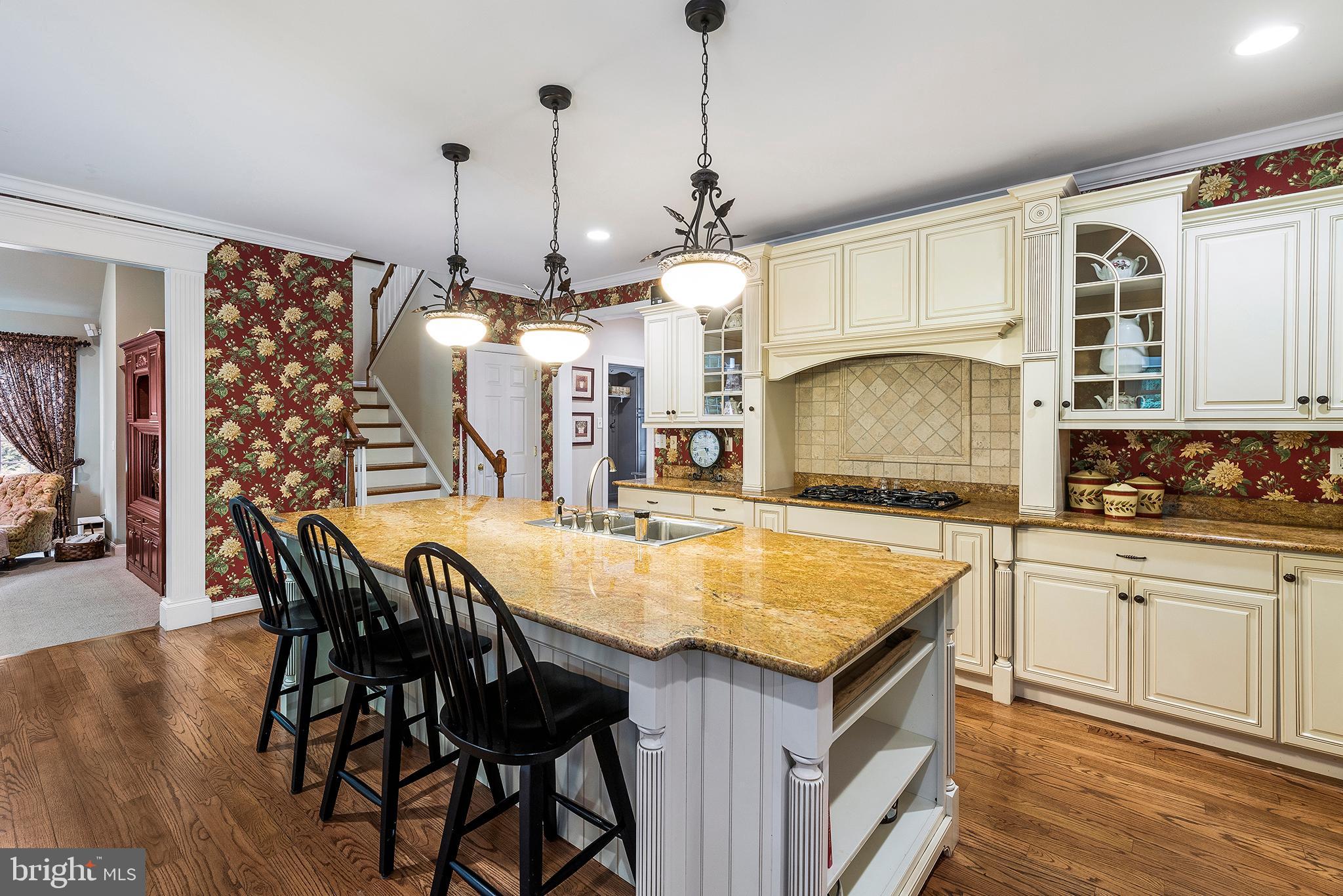 6 Rigby Court Garnet Valley, PA 19060 - Photo 6 of 62 Oversized Island