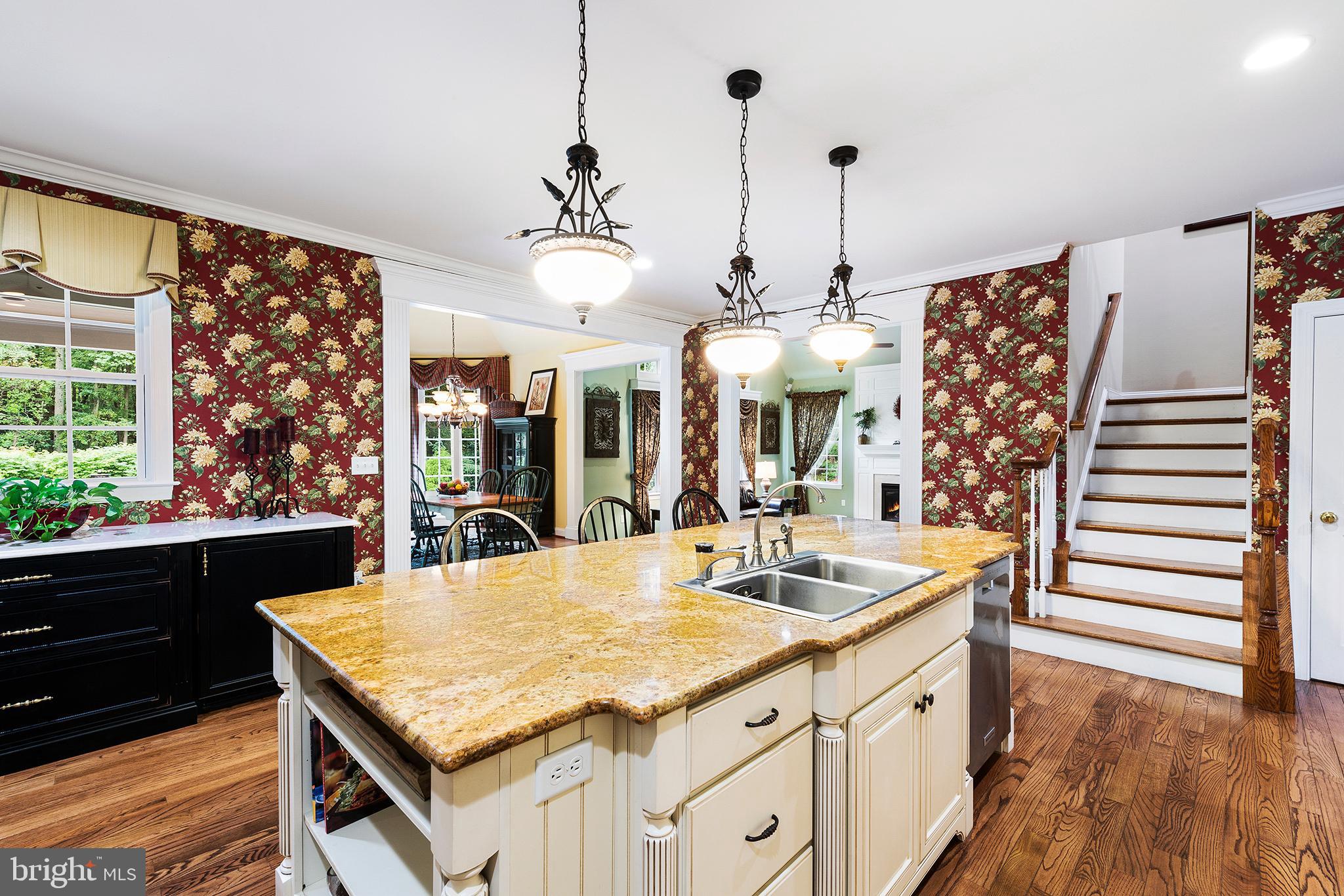 6 Rigby Court Garnet Valley, PA 19060 - Photo 8 of 62 Gourmet Kitchen with Second Staircase