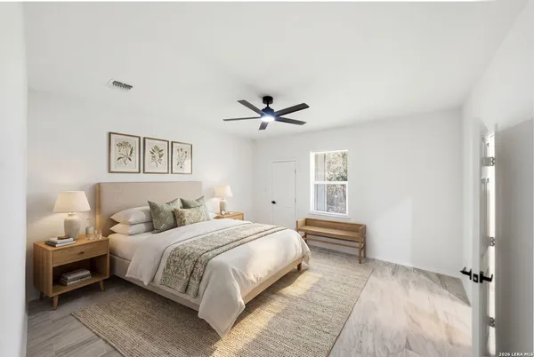 $290,000 | 717 Avenue C, Seguin, TX 78155