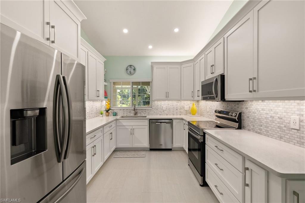 657 St Andrews Boulevard Naples, FL 34113 - Photo 9 of 20