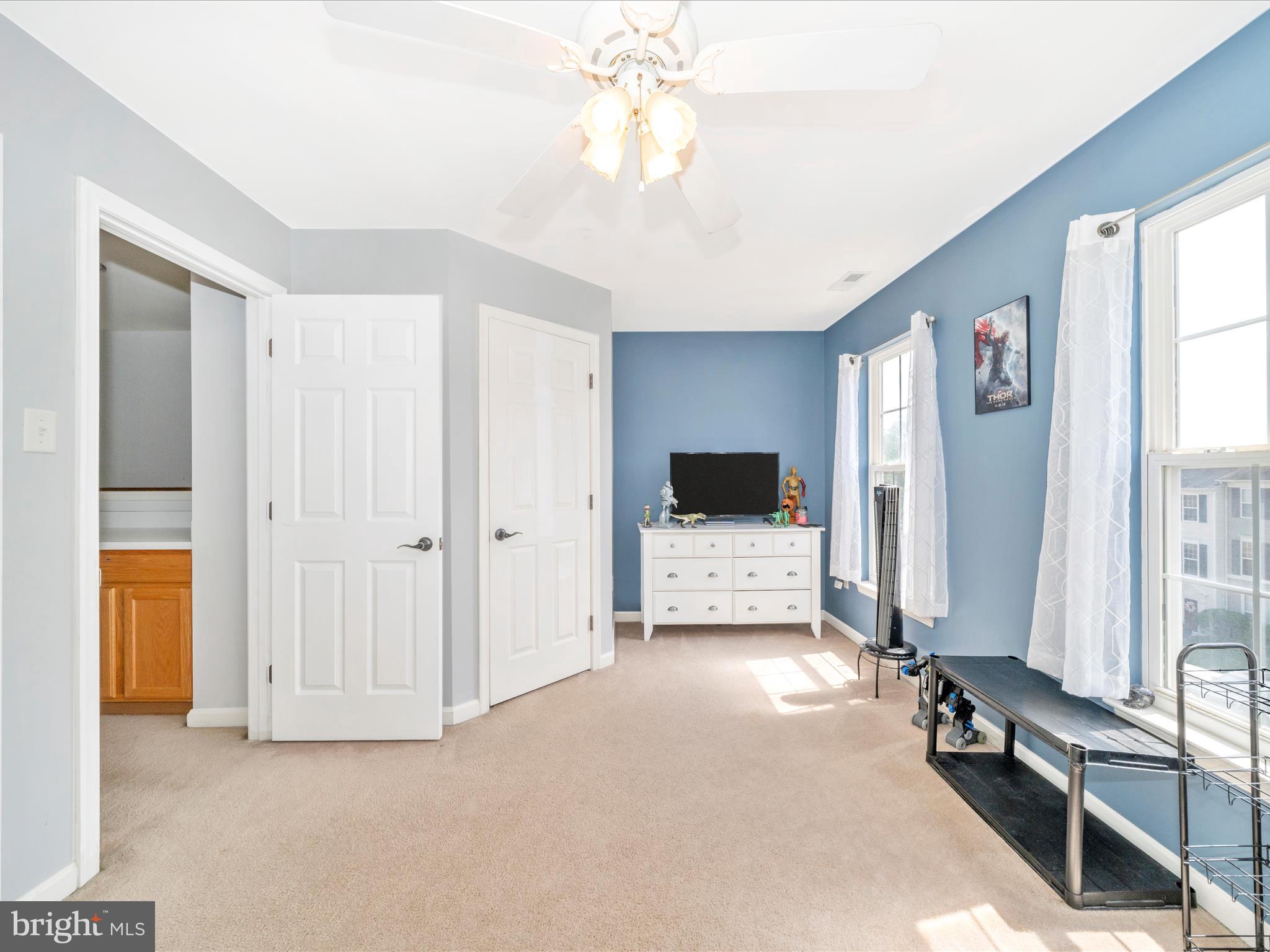 514 Ellison Court Frederick, MD 21703 - Photo 36 of 53 a view of a livingroom with a workspace
