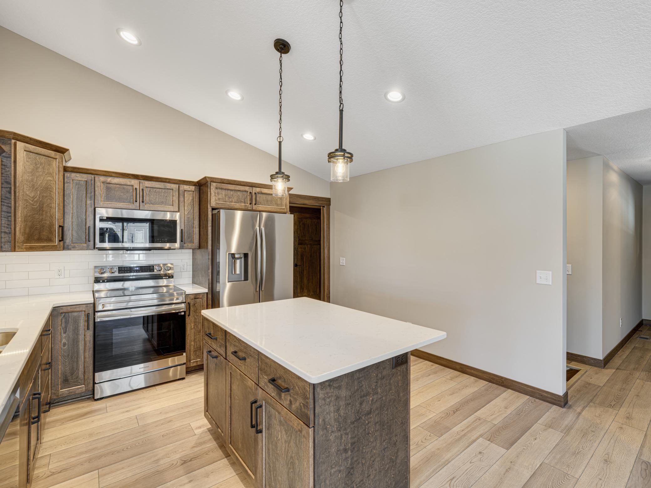 230 South Chestnut Street Ellsworth, WI 54011 - Photo 4 of 15