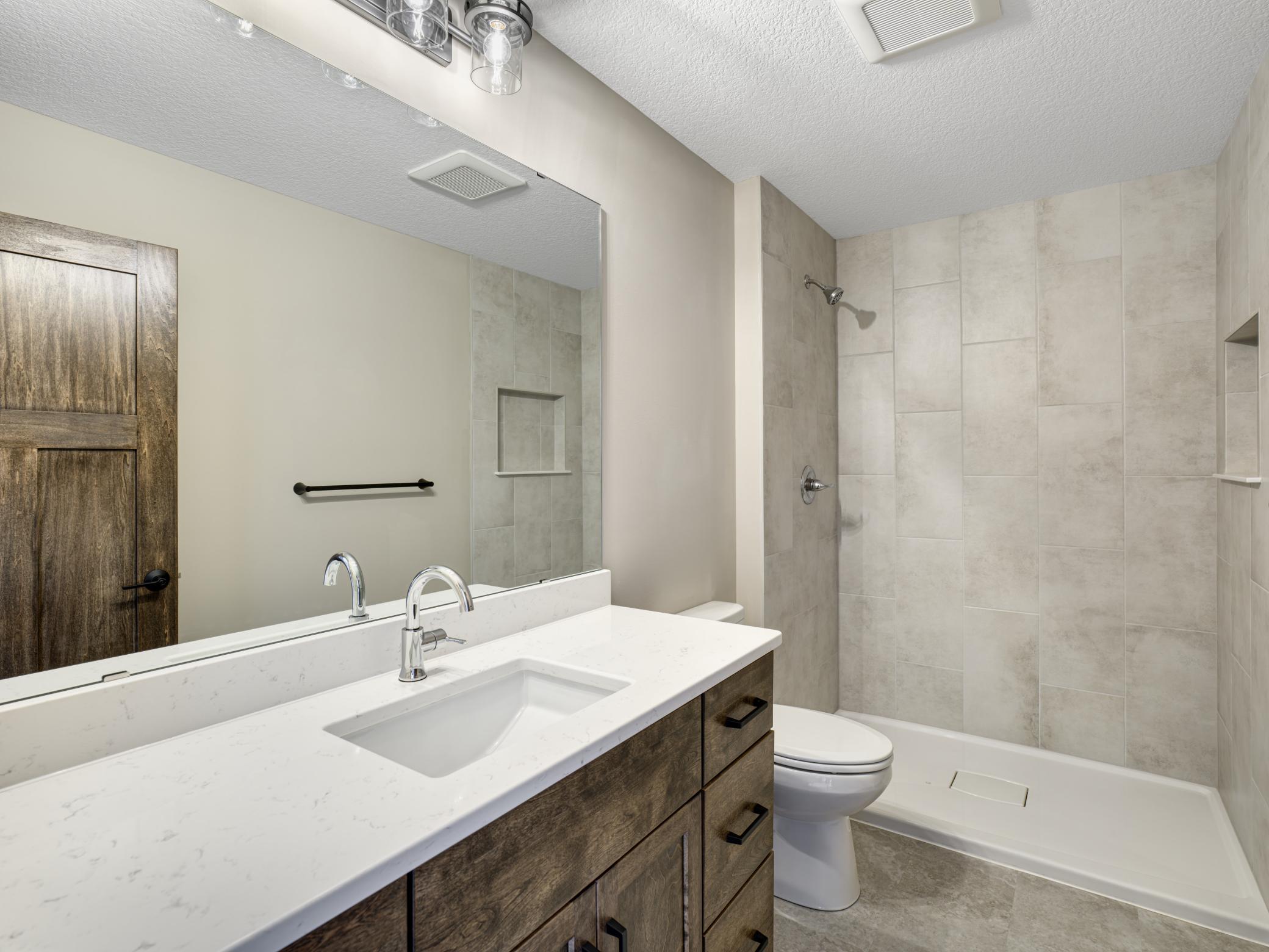 230 South Chestnut Street Ellsworth, WI 54011 - Photo 10 of 15