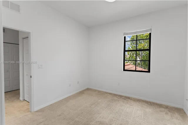 $699,900 | 878 Northeast 191st Street, Miami, FL 33179