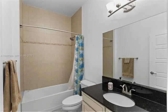 $699,900 | 878 Northeast 191st Street, Miami, FL 33179