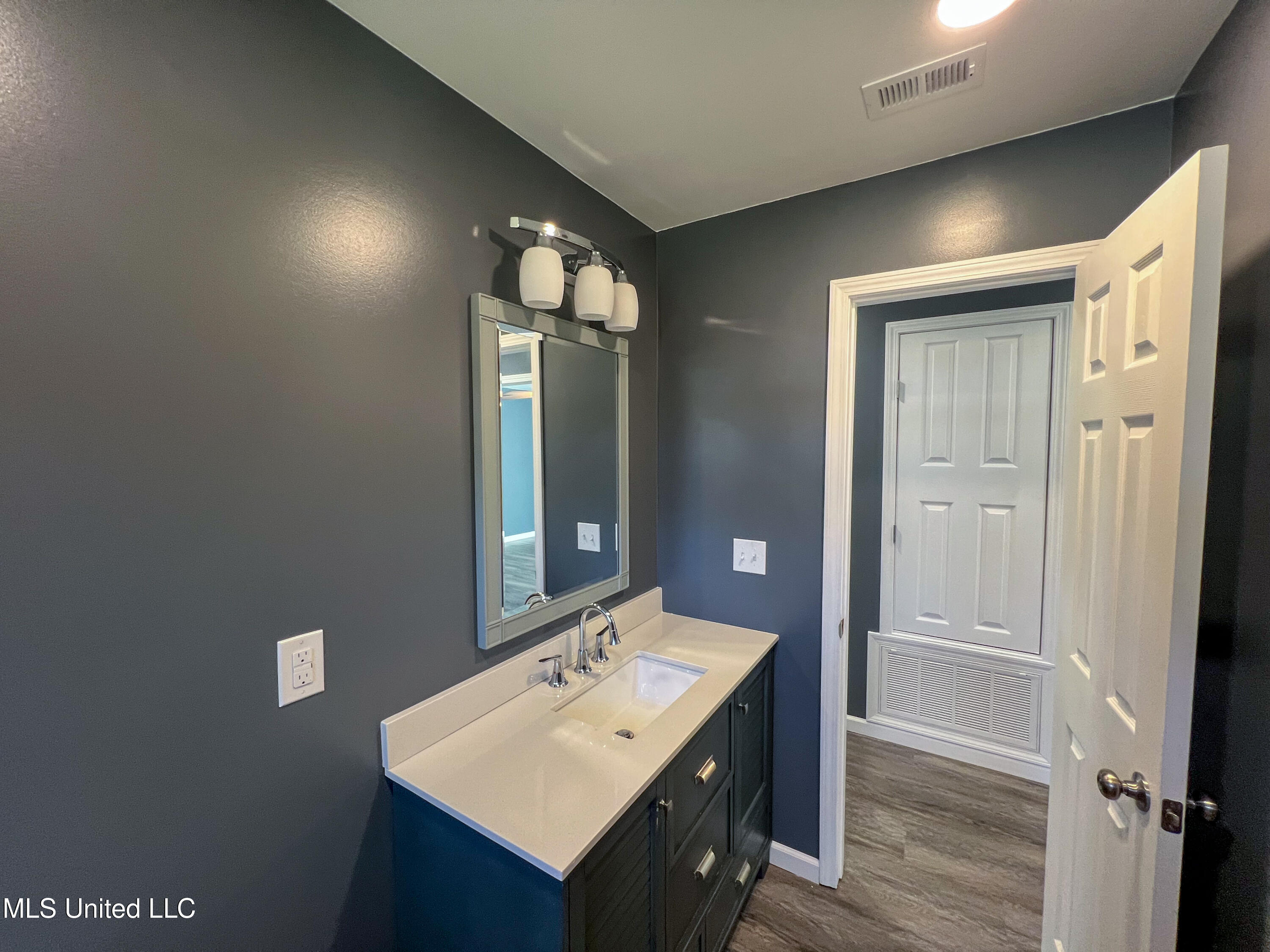 45 Sinclair Street Lucedale, MS 39452 - Photo 15 of 24 IMG_1405 3