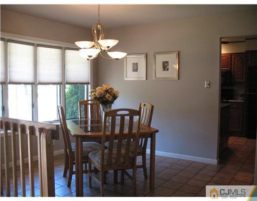 10 Pearl Road East Brunswick, NJ 08816 - Photo 3 of 10 Gallery Image 3