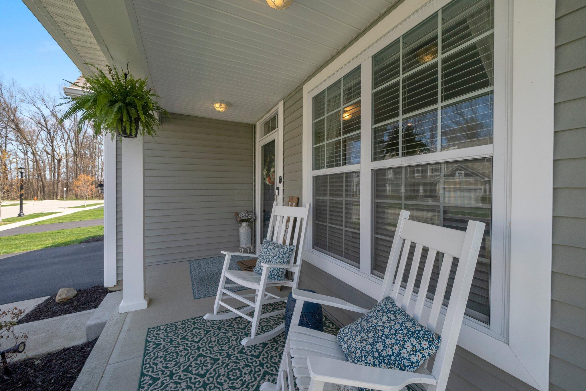 6875 Brooklyn Heights Road Westerville, OH 43081 - Photo 3 of 47 Front porch