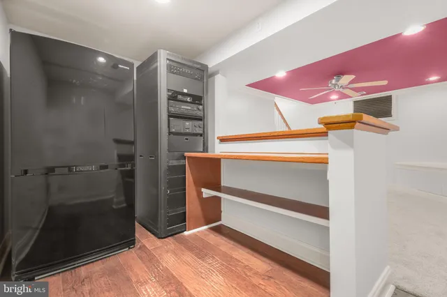 a view of walk in closet