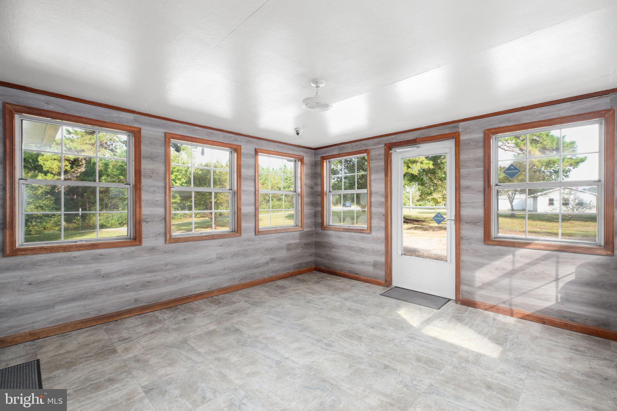 9416 Marye Road Partlow, VA 22534 - Photo 24 of 31 Bright and airy sunroom with scenic views.