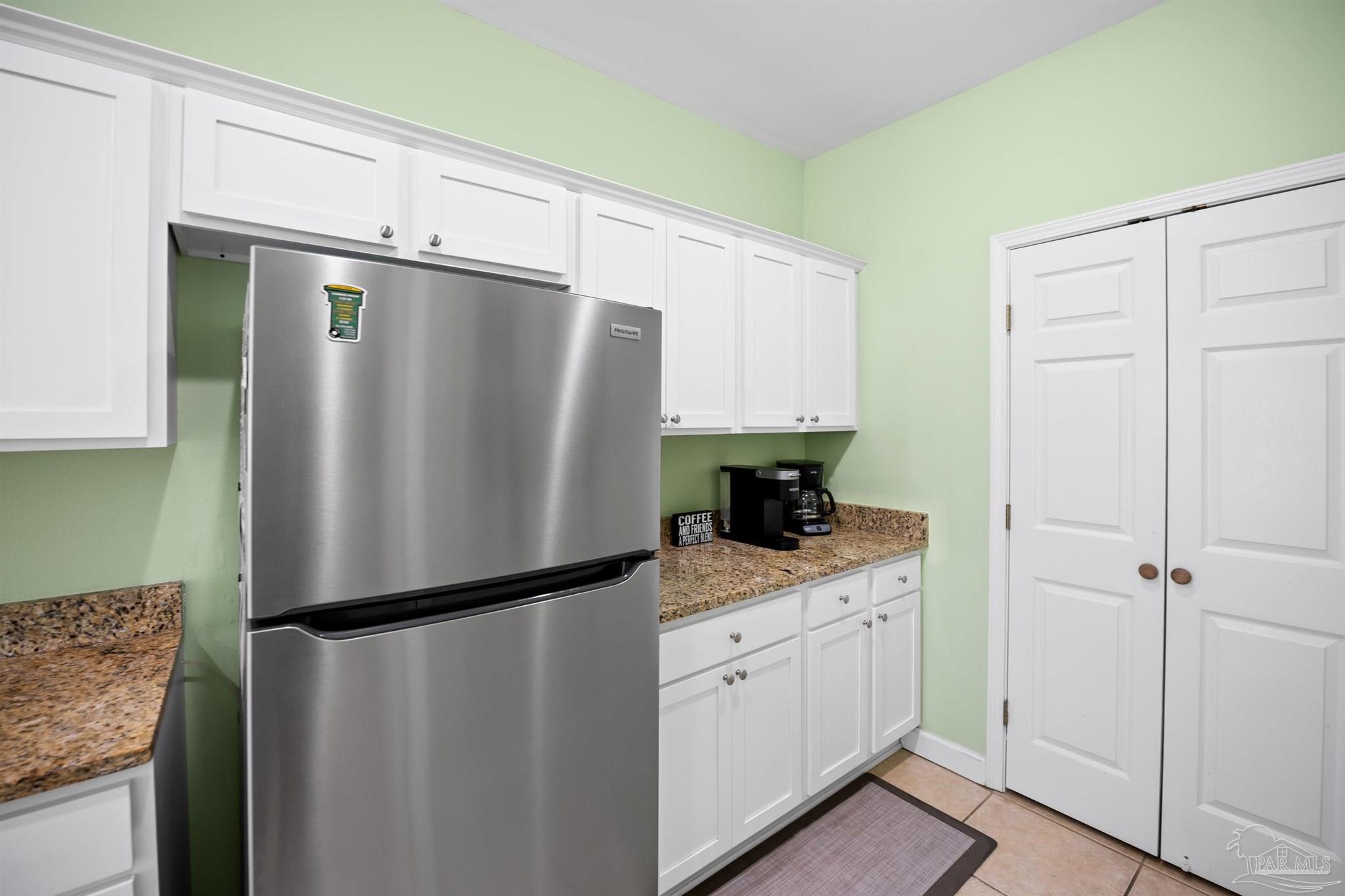 446 Harbor Light Circle Gulf Shores, AL 36542 - Photo 11 of 30