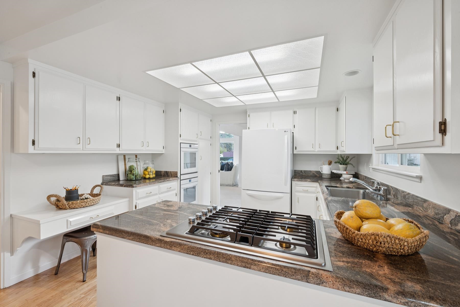 300 Constance Place Moraga, CA 94556 - Photo 12 of 31