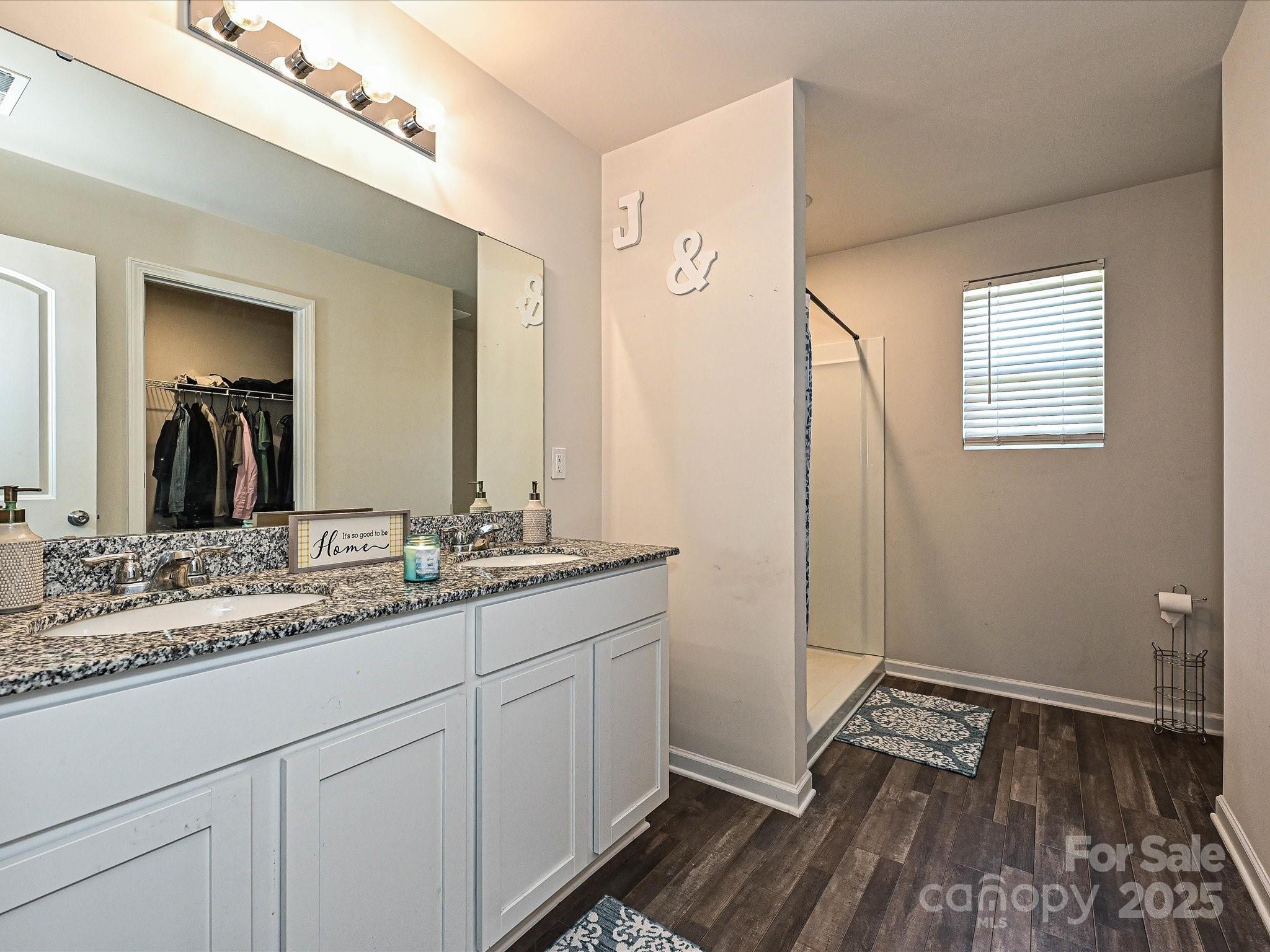 323-j C J C Dellinger Road Cherryville, NC 28021 - Photo 11 of 29 a bathroom with a sink and a mirror