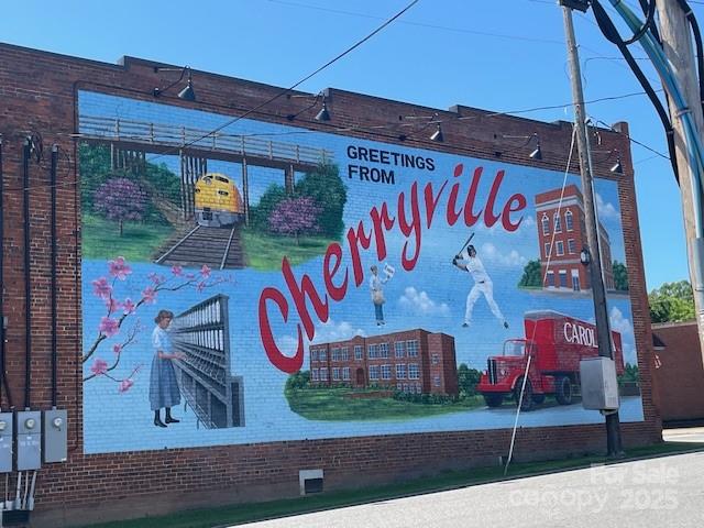 323-j C J C Dellinger Road Cherryville, NC 28021 - Photo 23 of 29 a sign that is on the side of a building
