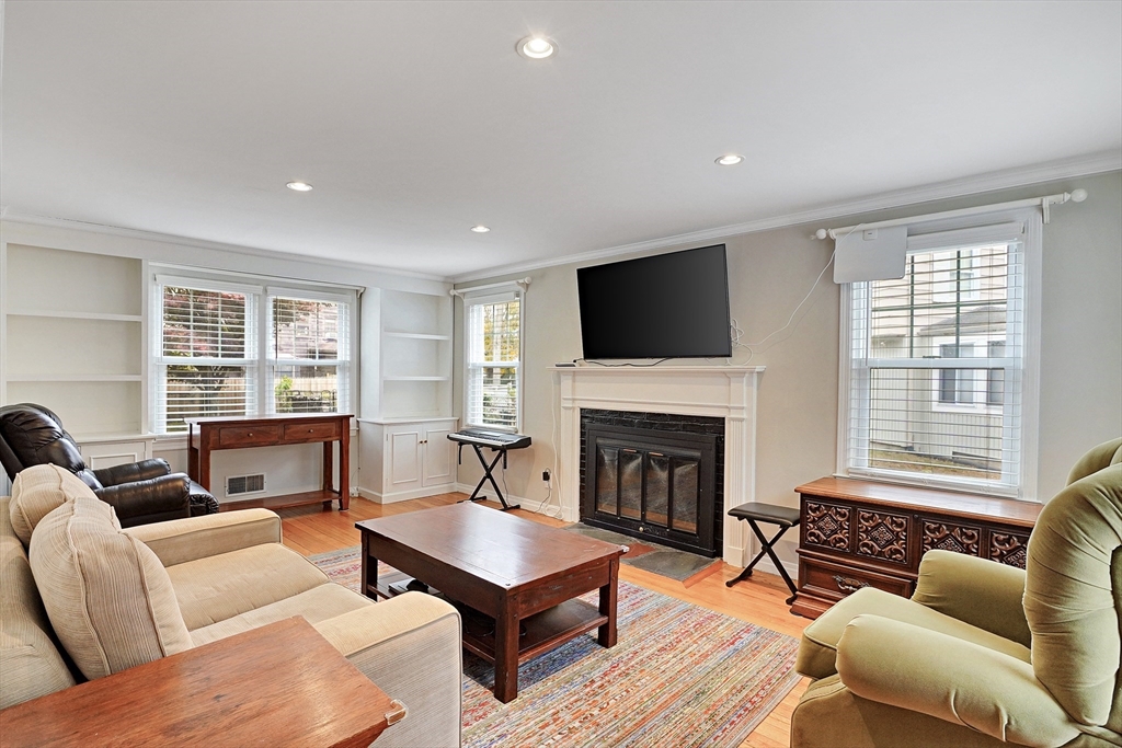 1606 Wilbraham Road Springfield, MA 01119 - Photo 12 of 25