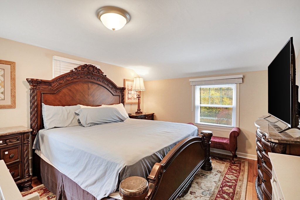 1606 Wilbraham Road Springfield, MA 01119 - Photo 15 of 25