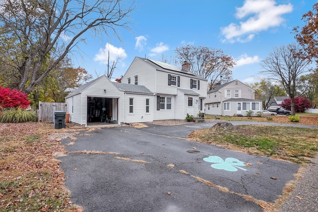 1606 Wilbraham Road Springfield, MA 01119 - Photo 2 of 25