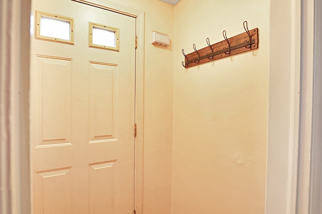 1606 Wilbraham Road Springfield, MA 01119 - Photo 21 of 25