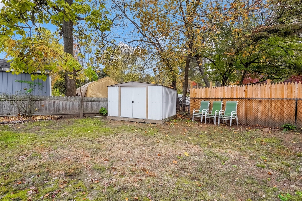 1606 Wilbraham Road Springfield, MA 01119 - Photo 22 of 25