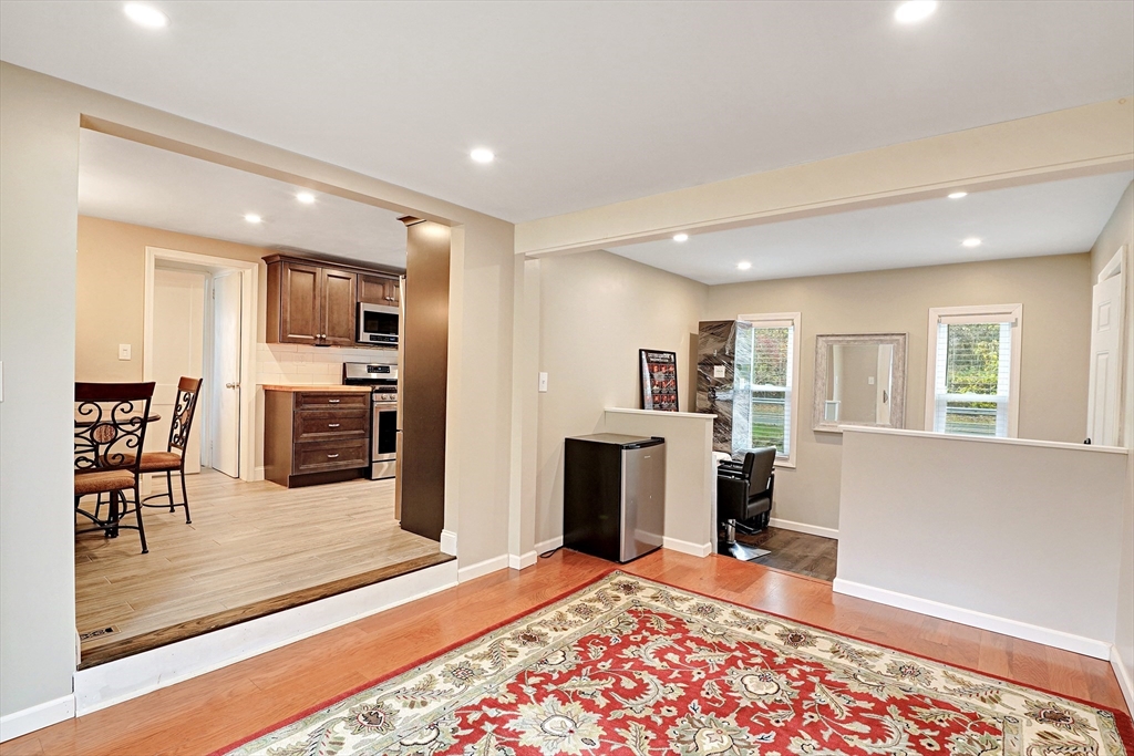 1606 Wilbraham Road Springfield, MA 01119 - Photo 6 of 25