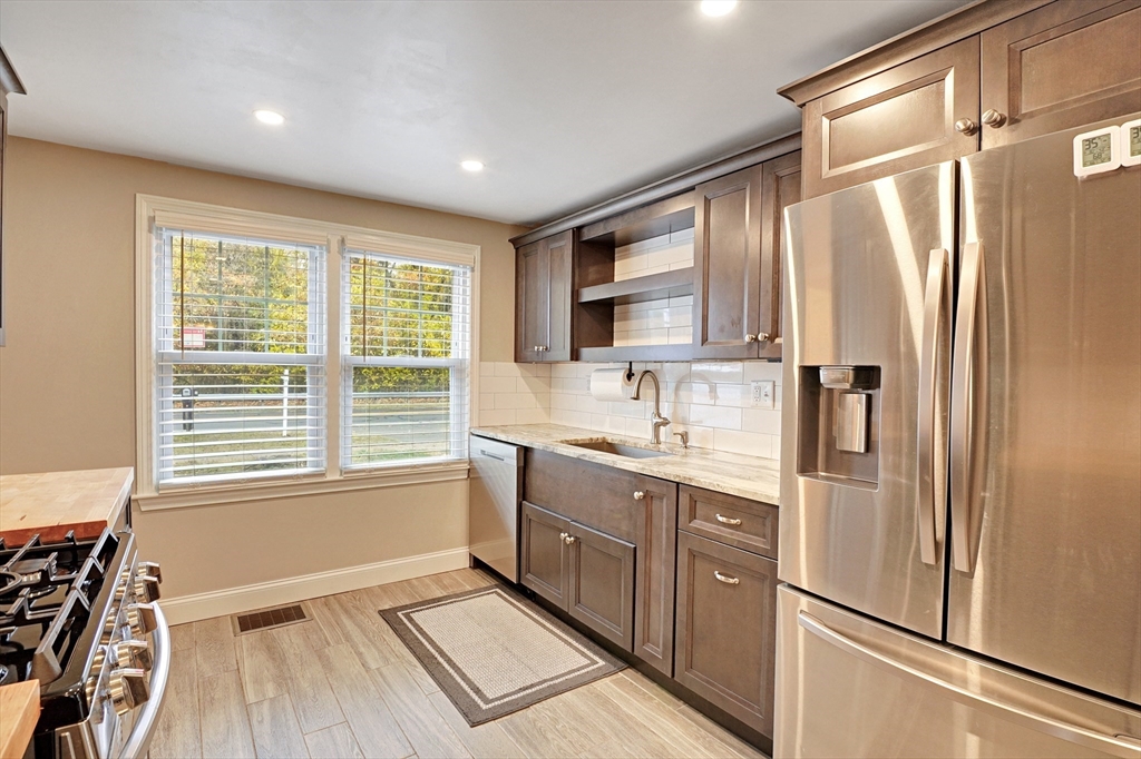 1606 Wilbraham Road Springfield, MA 01119 - Photo 10 of 25