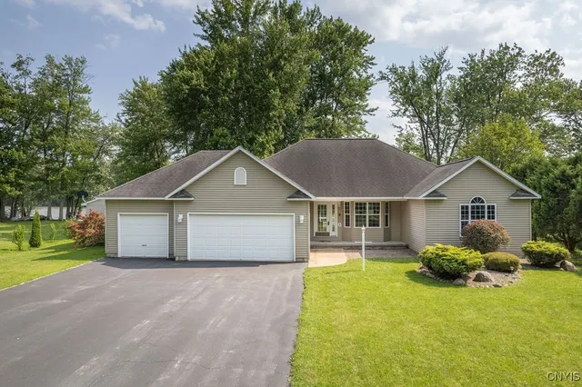 $485,000 | 98 Fire Ln 6, Unit 6, Cato, NY 13080