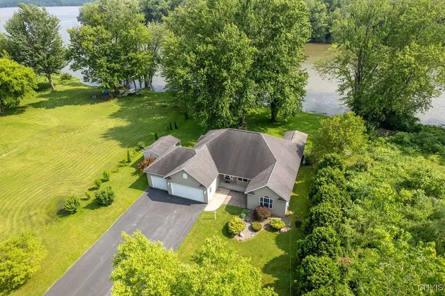 $485,000 | 98 Fire Ln 6, Unit 6, Cato, NY 13080