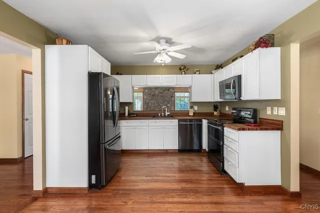 $485,000 | 98 Fire Ln 6, Unit 6, Cato, NY 13080