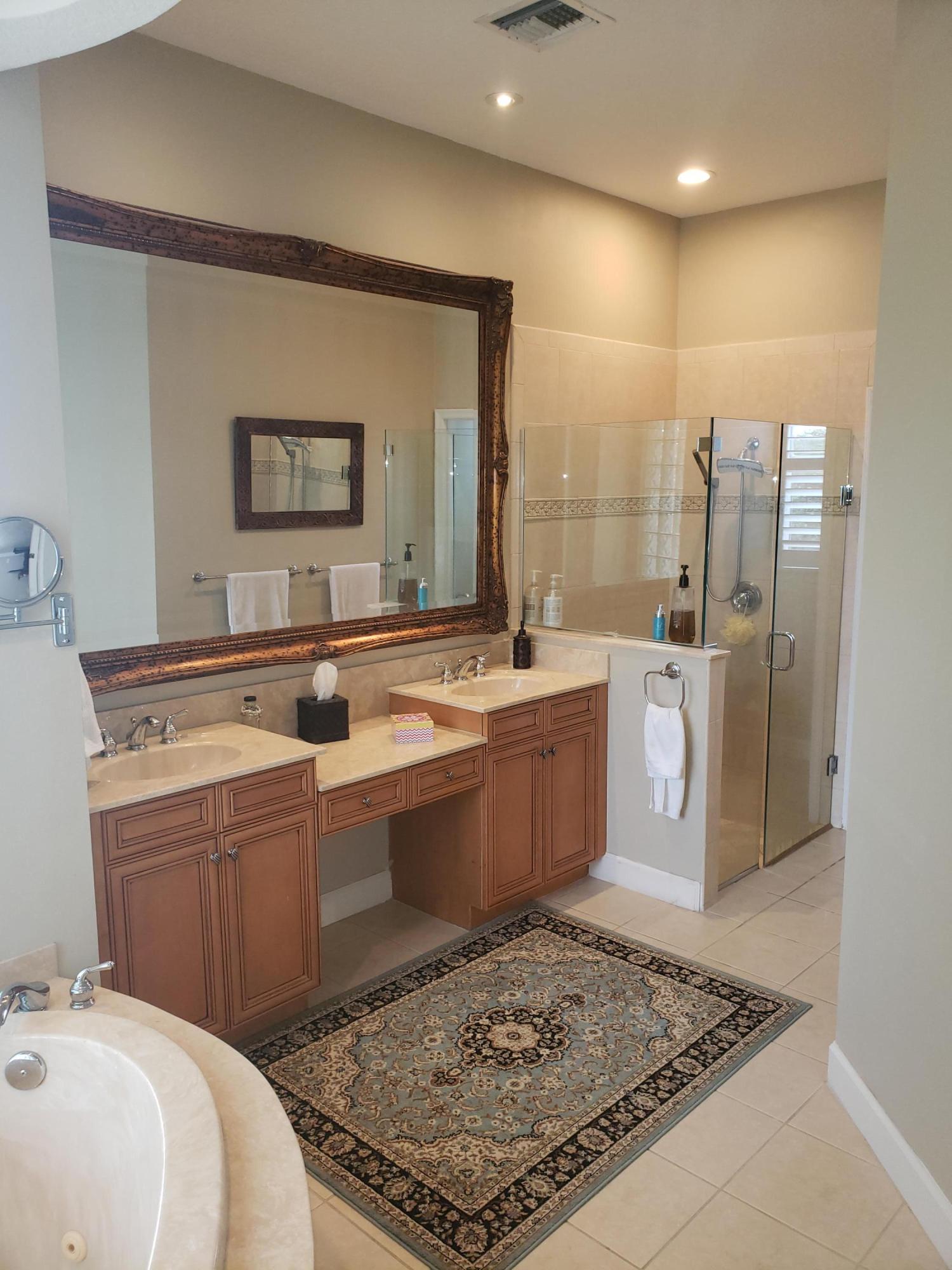 610 Scrubjay Drive Jupiter, FL 33458 - Photo 14 of 29 4f4c45ec2779-mbath1