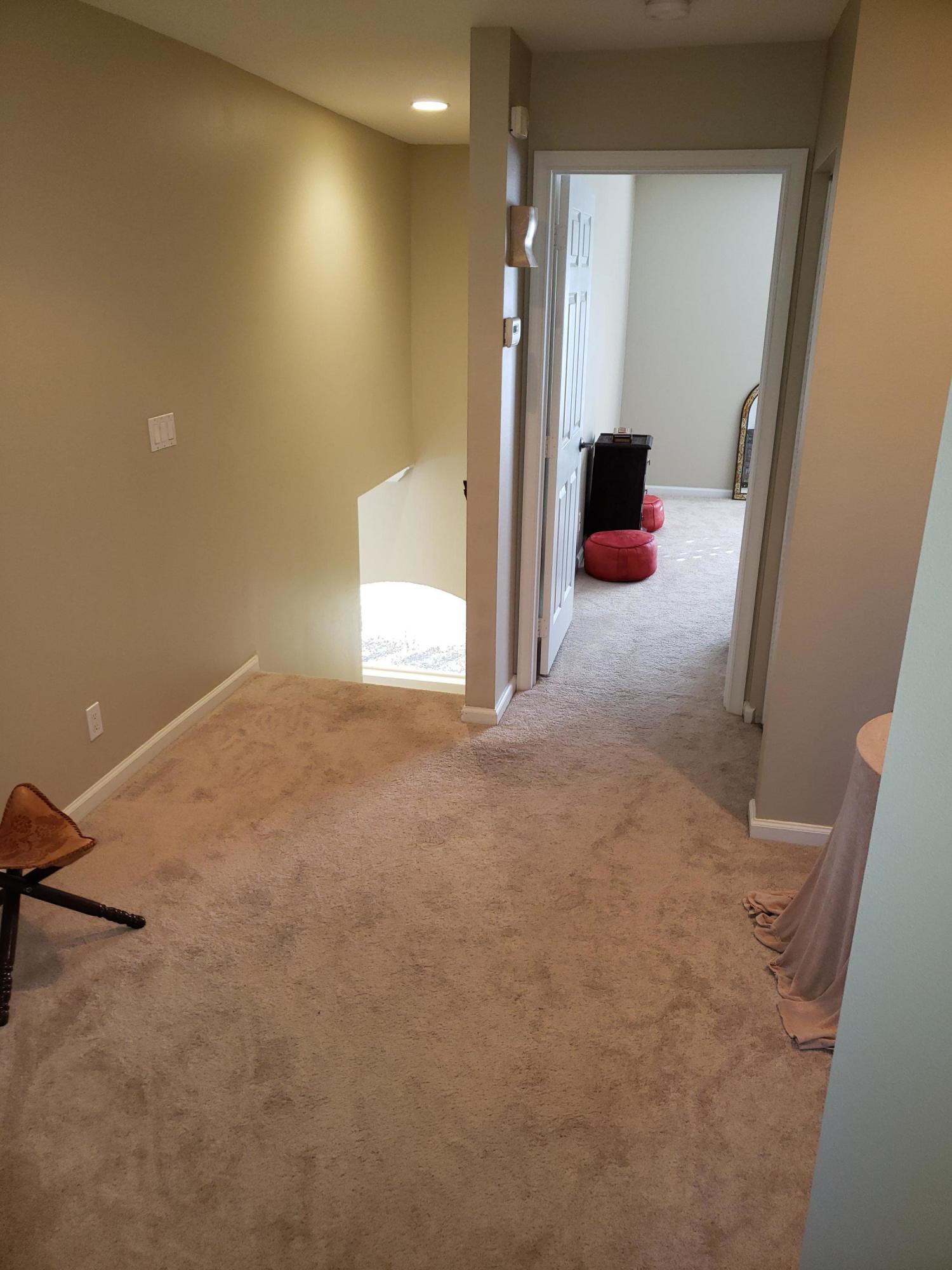 610 Scrubjay Drive Jupiter, FL 33458 - Photo 16 of 29 c26e8822b382-upstairs_landing