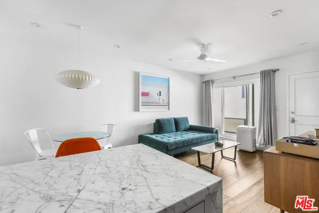 $2,650 | 1929 Tamarind Avenue, Unit 8, Los Angeles, CA 90068