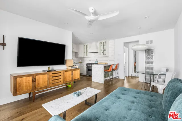 $2,650 | 1929 Tamarind Avenue, Unit 8, Los Angeles, CA 90068