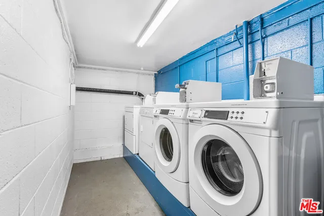 $2,650 | 1929 Tamarind Avenue, Unit 8, Los Angeles, CA 90068