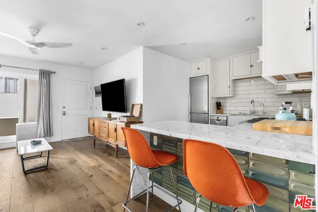 $2,650 | 1929 Tamarind Avenue, Unit 8, Los Angeles, CA 90068