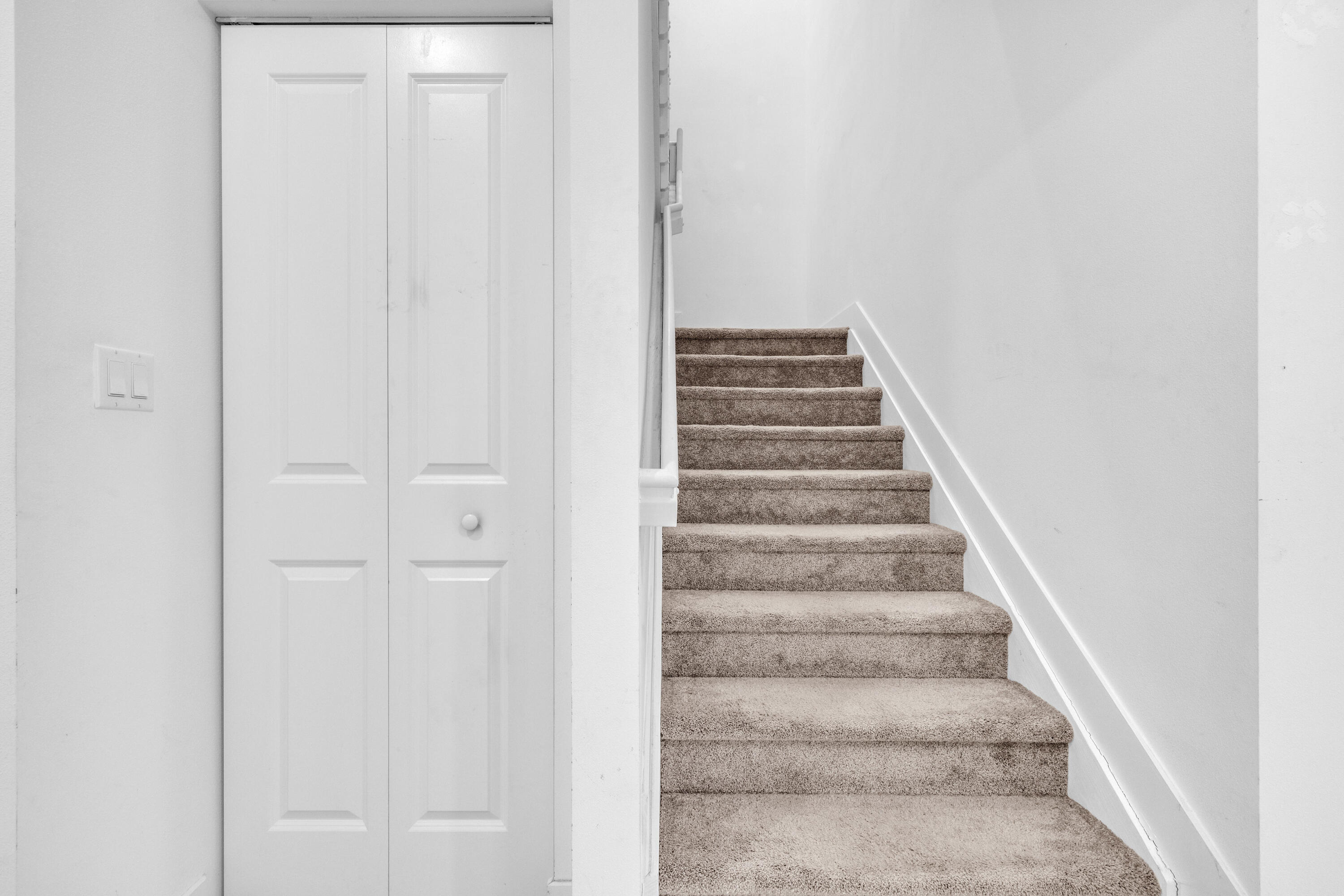2999 Butternut Lane Riviera Beach, FL 33410 - Photo 19 of 52 Stairs