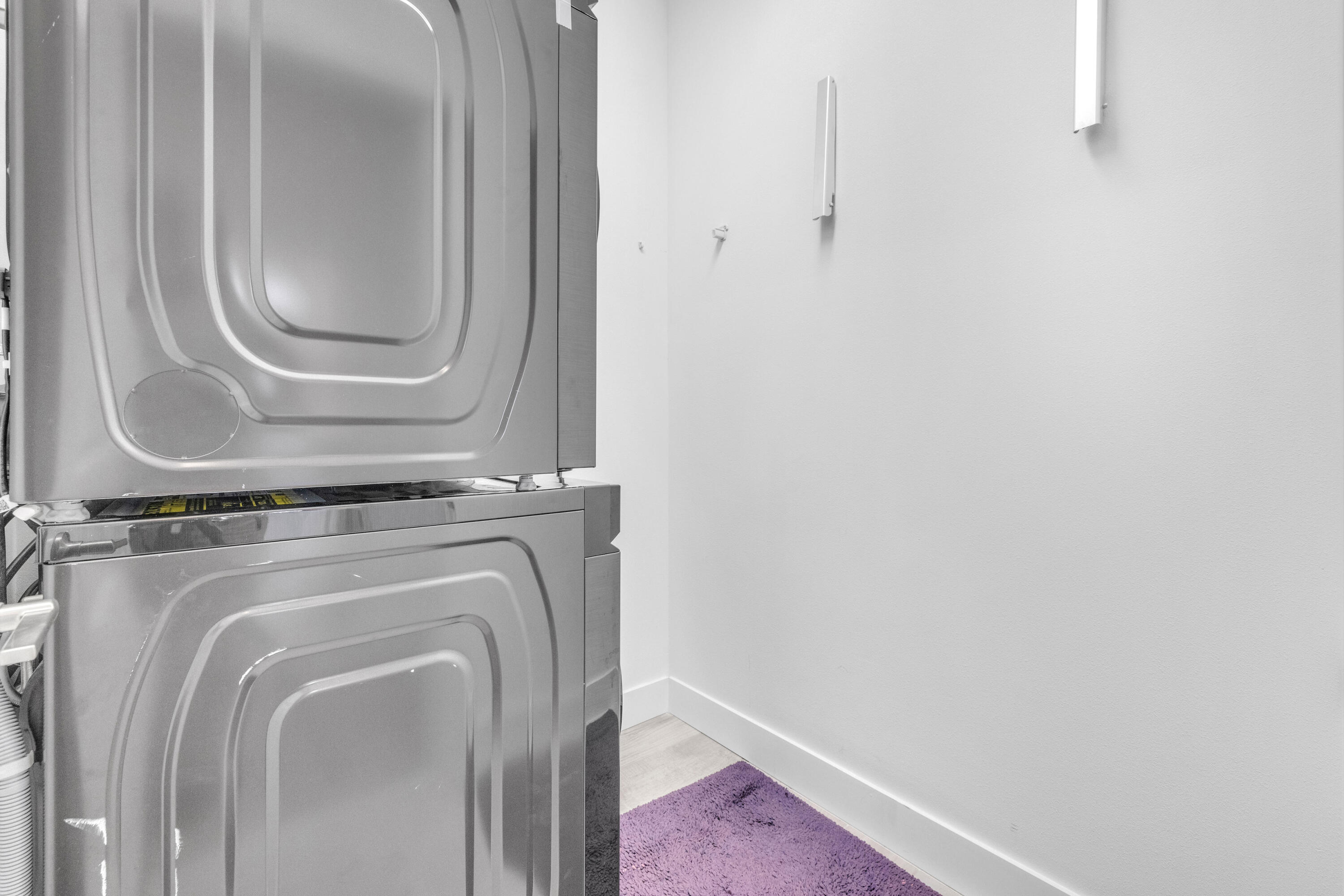 2999 Butternut Lane Riviera Beach, FL 33410 - Photo 34 of 52 Laundry