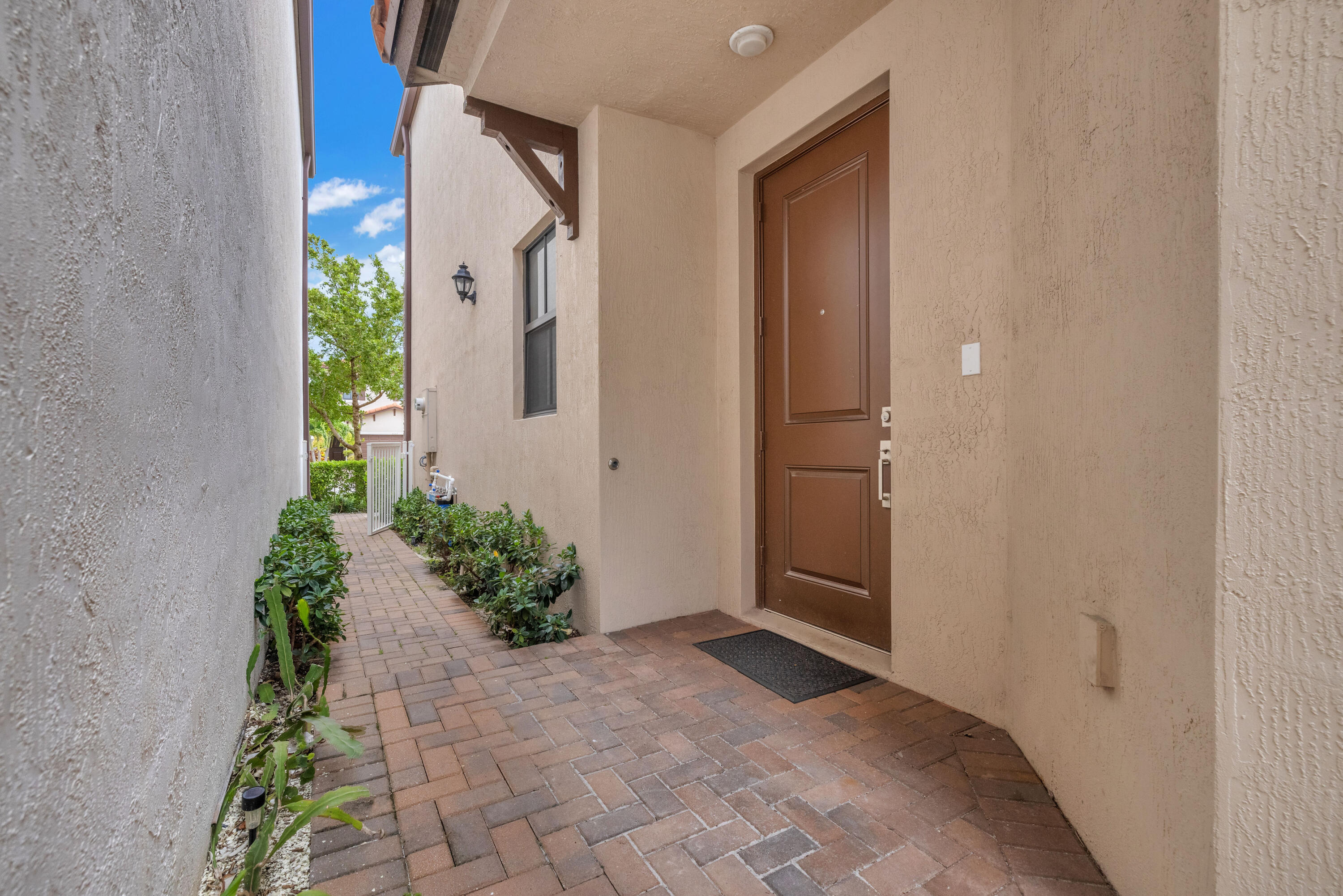2999 Butternut Lane Riviera Beach, FL 33410 - Photo 7 of 52 Front