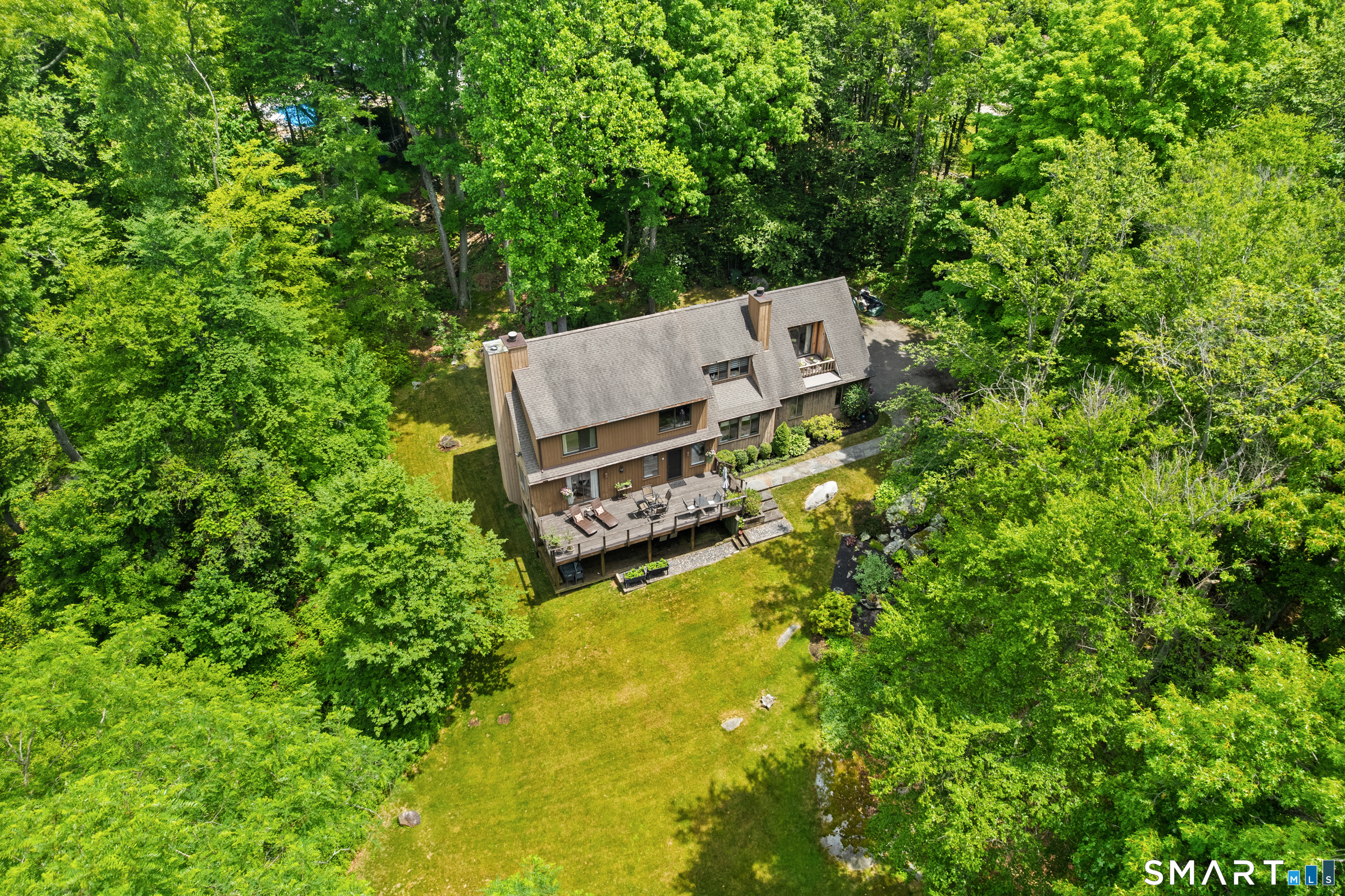 15 Merwin Brook Road Brookfield, CT 06804 - Photo 3 of 39