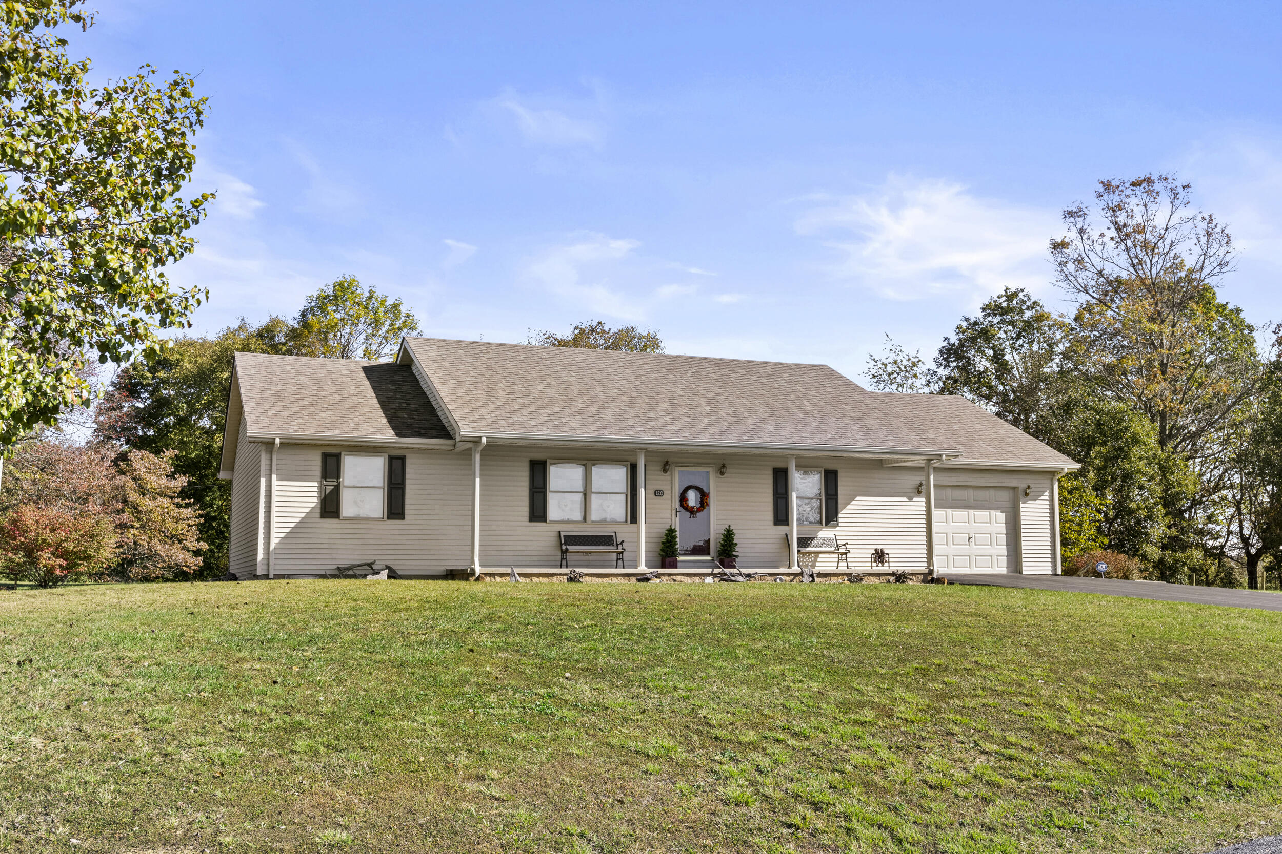 120 Springhill Road Mount Sterling, KY 40353 - Photo 3 of 49 120 Springhill Drive