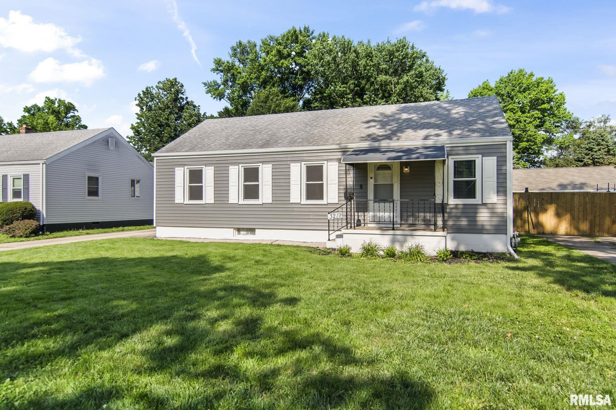 3219 Butler Street Springfield, IL 62703 - Photo 2 of 36