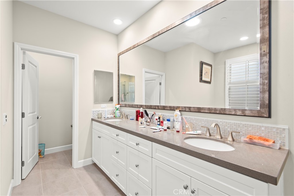 72 Granite Path Irvine, CA 92620 - Photo 19 of 42