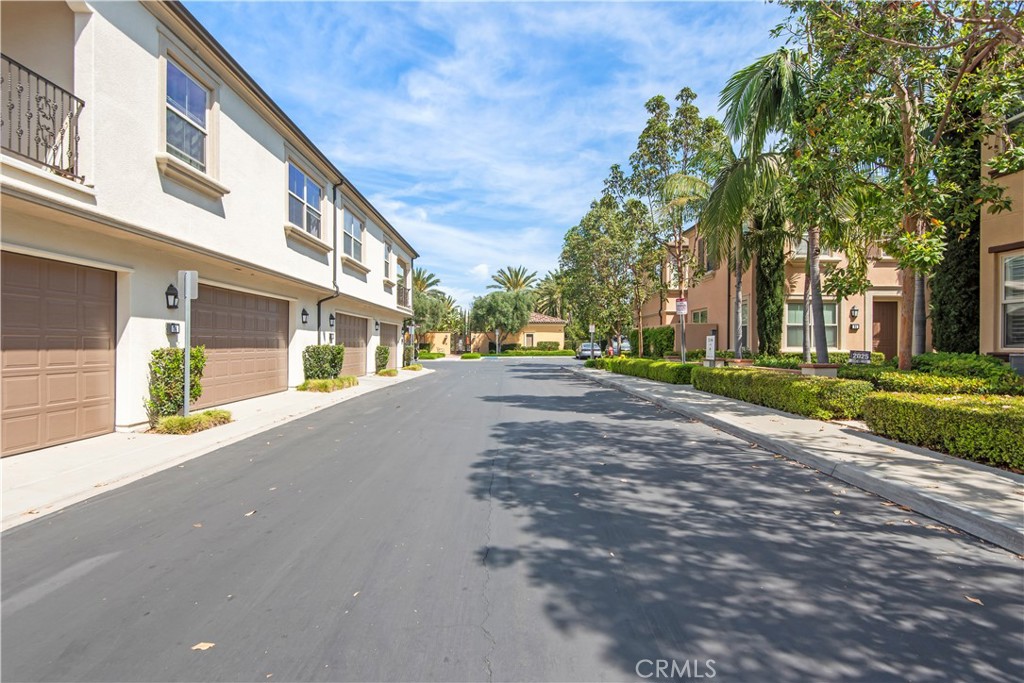72 Granite Path Irvine, CA 92620 - Photo 33 of 42