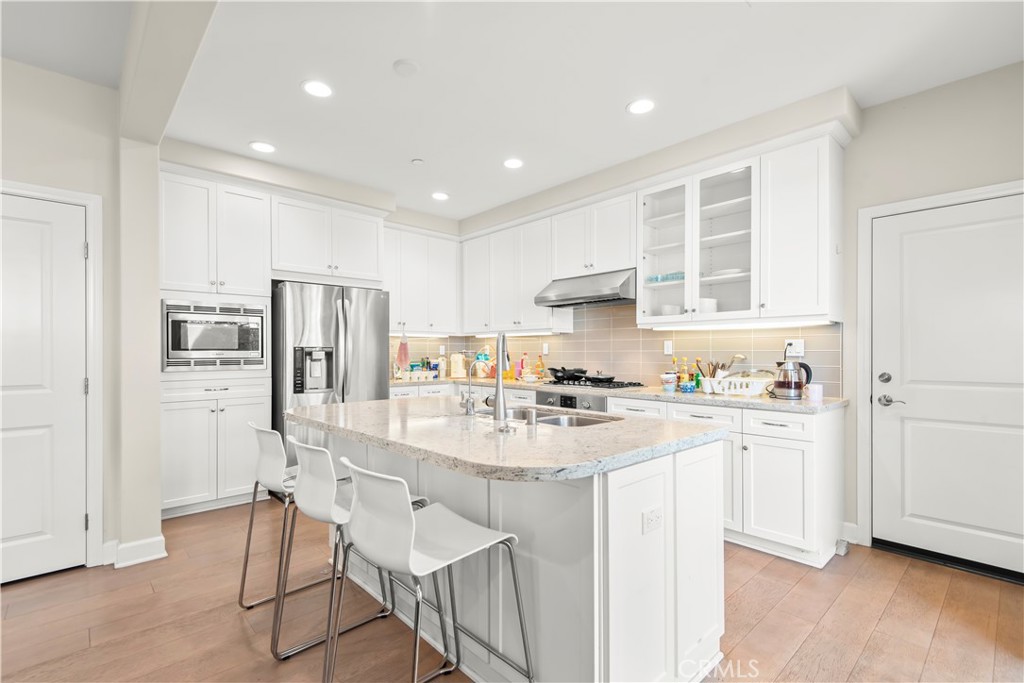 72 Granite Path Irvine, CA 92620 - Photo 5 of 42