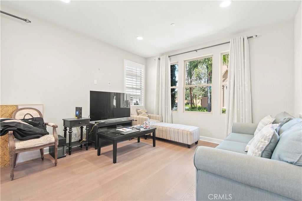 72 Granite Path Irvine, CA 92620 - Photo 6 of 42