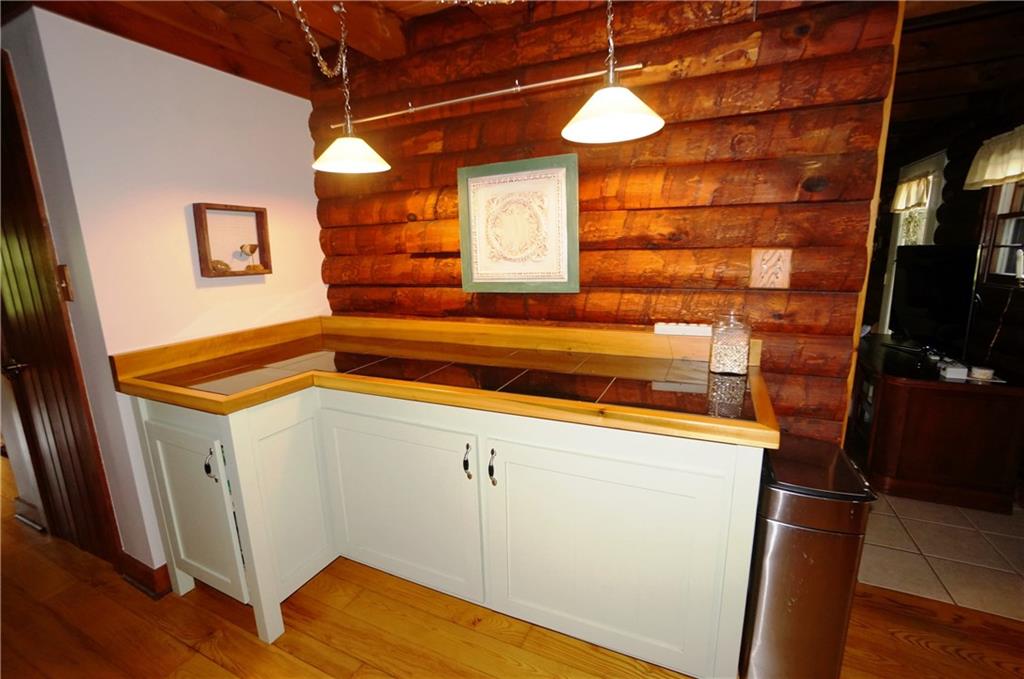 45 Dovercrest Road Eighty Four, PA 15330 - Photo 10 of 25 Breakfast/bar area w granite tile counter tops